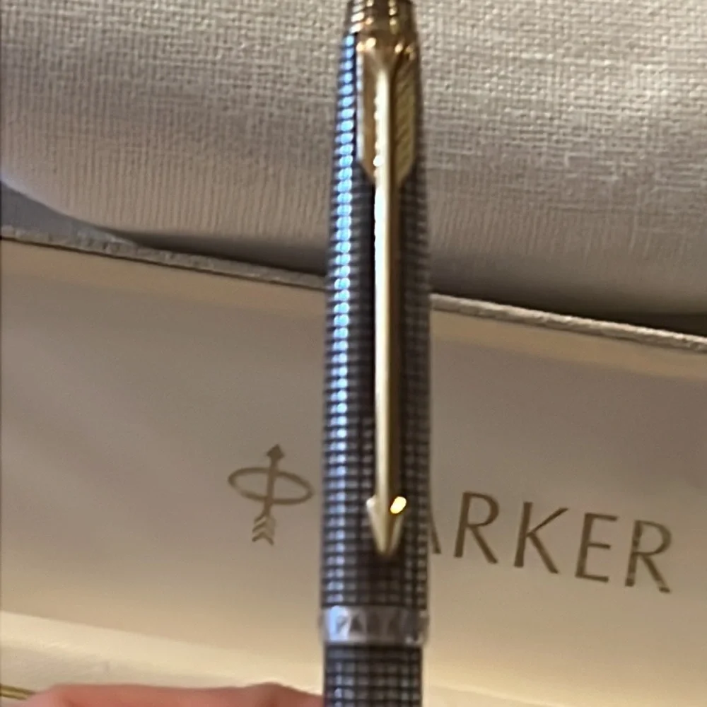 Vintage Parker 75 Sterling Silver Cisele mechanical pencil and pen set chisel